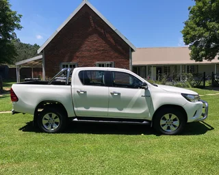 2016 Toyota Hilux Double Cab Automatic 4x2