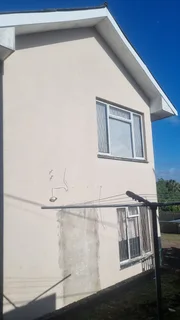 Vincent, A Spacious 3 Bedroomed Duplex Apartment Available From 1/12/2025 In A Quiet Street.