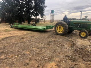 Ons bou planter waens