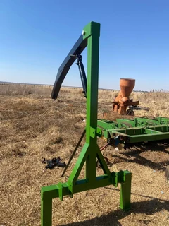 Ons bou Nuwe Aapsterte