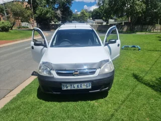 2011 Chevrolet Corsa  utility  1.4i