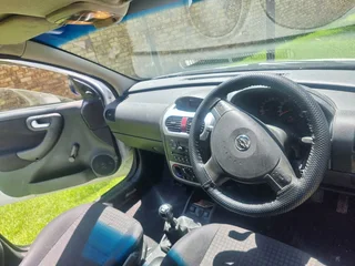 2011 Chevrolet corsa utility 1.4i