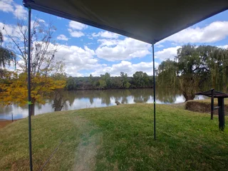 Ironman 2.5m by 2m 90degree awning