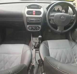 OPEL CORSA 1.8 SPORT