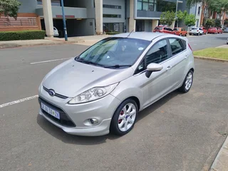 Ford Fiesta 1.6 Titanium