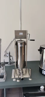 KDL Mincers and Sausage Fillers for SALE!