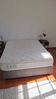 Bed and bed base