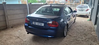 2007 BMW 320i 6spd manual