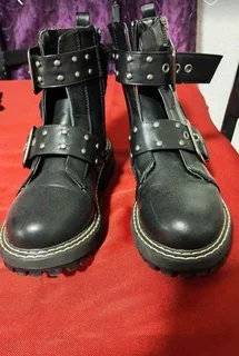 Foschini Leather Boots-Near New-Size 3