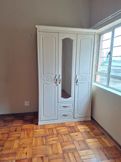 EXQUISITE 4 BEDROOM HOUSE IN CENTRAL MALVERN  TO LET