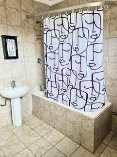 Beautiful 1.5 Bedroom Apartment in the Heart of Essenwood