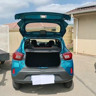 2023 Blue Renault Kwid