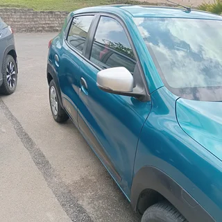 2023 Blue Renault Kwid