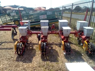 4 Row Planter