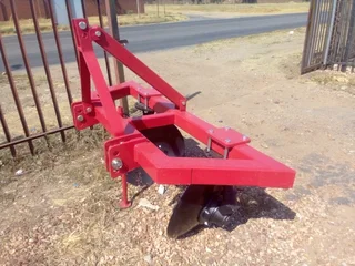 Row ridger / Wal maker