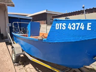 Boat with 2x 30hp tiller motors