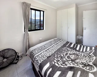 Modern 3-Bedroom Apartment in Guldenpark, Strand