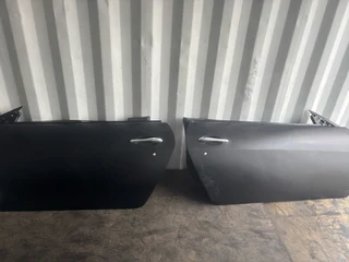 Maserati Grand Tourismo Doors Complete