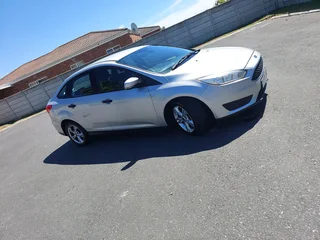 2015 Ford Focus Ambiente Sedan