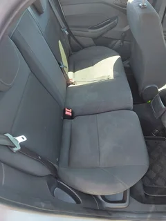 2015 Ford Focus Ambiente Sedan