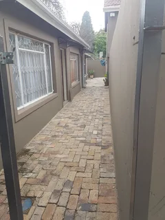 Bachelor Pad - Lyndhurst, Johannesburg