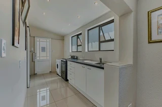 Same street as Sacap - House Share