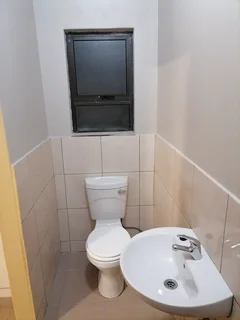 Bachelor Flat in Eersteriver