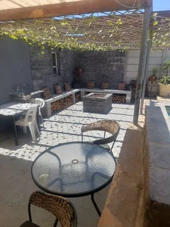 Venue To Hire with Pool and Inside and Outside braai area