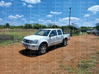 Isuzu kb300 4x4