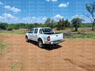 Isuzu kb300 4x4
