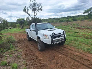 Isuzu kb300 4x4 LX extended cab