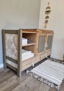 Boho Compactum