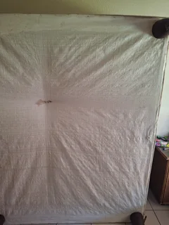 Queen size Posture Pedic Pillow top Mattress and Base for sale R1700 Price Negotiable