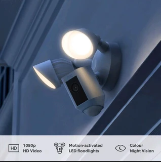 Ring Floodlight Security Camera Pro | 1080HD | Bird&#39;s Eye View - White