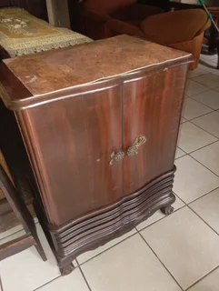 antique radio cabinet