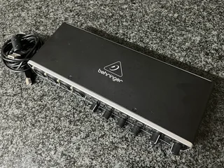 Behringer U-Phoria UMC404HD Audio Interface
