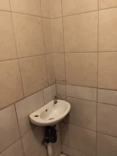 2-bedroom cottage in Bloubosrand for R5800 available immediately