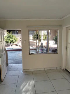 2-bedroom cottage in Bloubosrand for R5800 available immediately