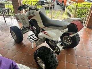 Yamaha Raptor 660