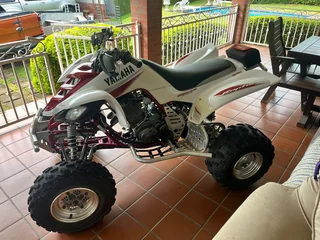 Yamaha Raptor 660
