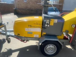 Wood chipper hire