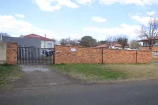 3.5 Bedroom House In Turf Club Area Jhb South