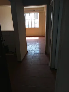 Beautiful 2 BEDROOM FLAT IN FOREST HILL JHB SOUTH