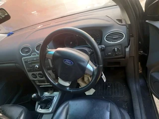 FORD FOCUS 1.6 TDCL FOR STRIPPING