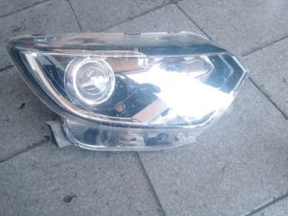 Renault Triber Head Lamp