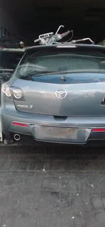 MAZDA 3 STRIPPING