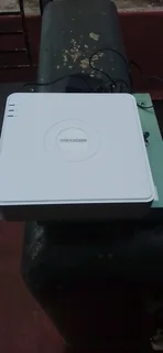 HIKVISION 8CHANNEL DVR