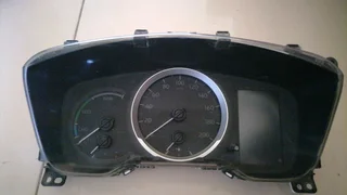 2022 Toyota Corolla Cross Hybrid Cluster