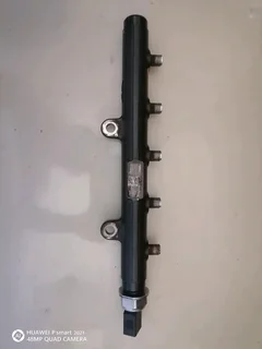 2.2 Ford Ranger T6/T7 Fuel Rail/Common Rail with Fuel Pressure Sensor