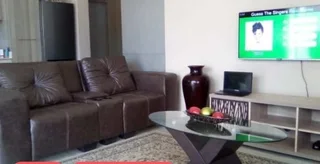 Spacious Room Available In Broadacres Fourways: Free Internet, No Deposit